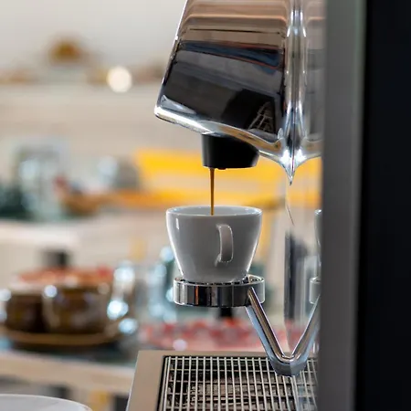 Fontanella 32 Couette-café *