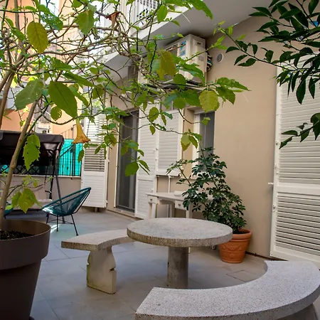 Fontanella 32 Panzió Porto SantʼElpidio