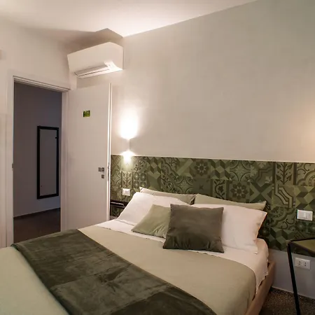 Fontanella 32 Panzió Porto SantʼElpidio